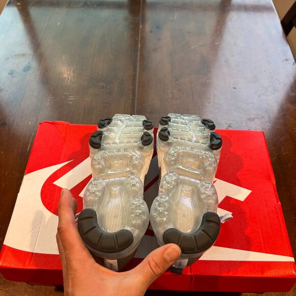 Nike Air VaporMax Flyknit 3 'White Reflect Silver' - Picture 5 of 16